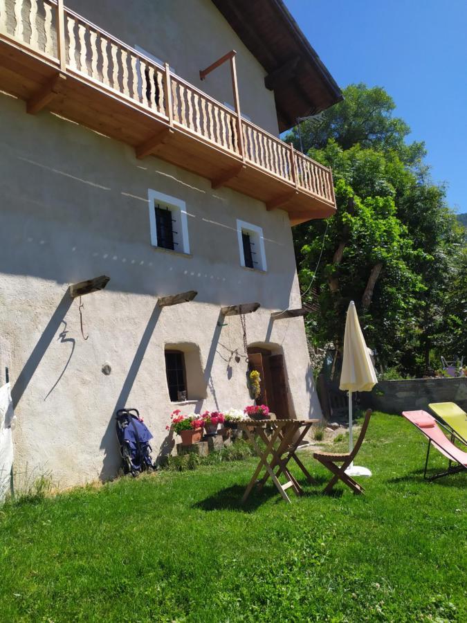 Vila Chez Tonton Wi-Fi Aosta Exteriér fotografie